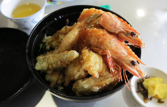 新島水産 海鮮丼