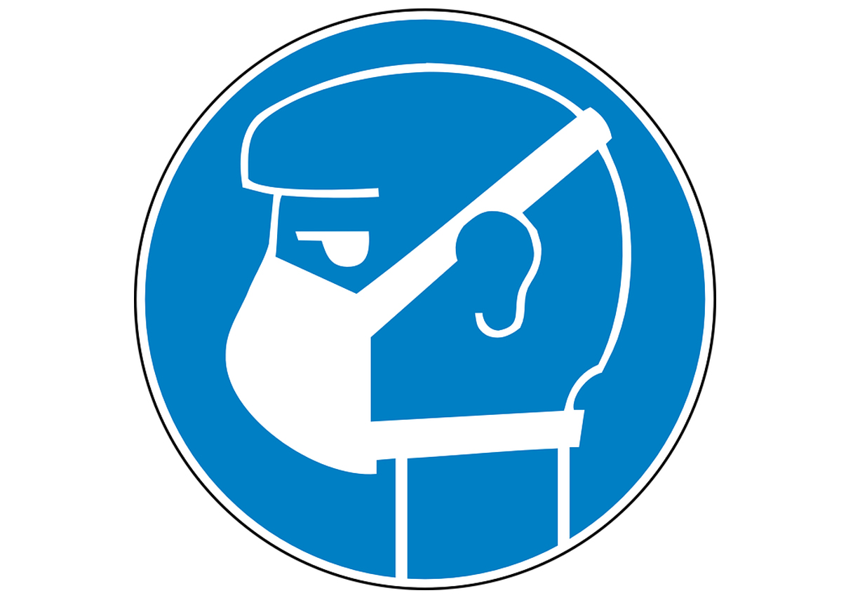 夜行バスにマスクは必需品みたいです