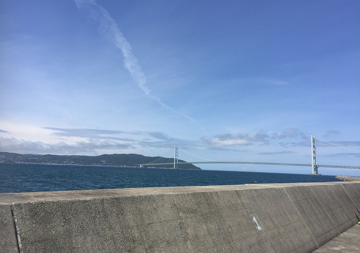 垂水一文字で自然の厳しさを味わってから、庭先BBQを味わう