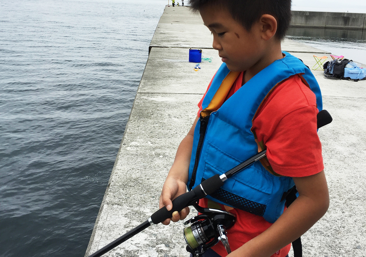 淡路島・炬口でファミリーフィッシング。豆アジを狙うも…