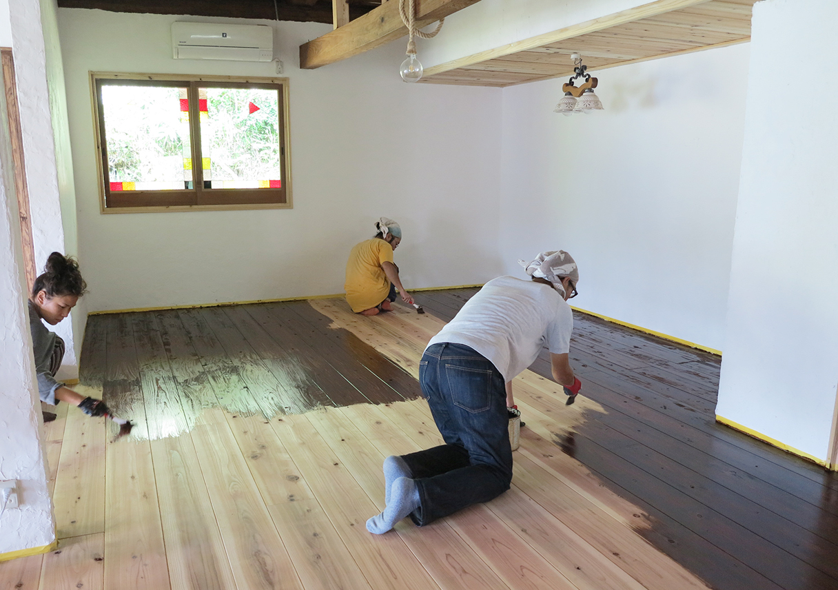 もうすぐOPEN!! 友達のお店づくりを家族総出で手伝ってきたよー