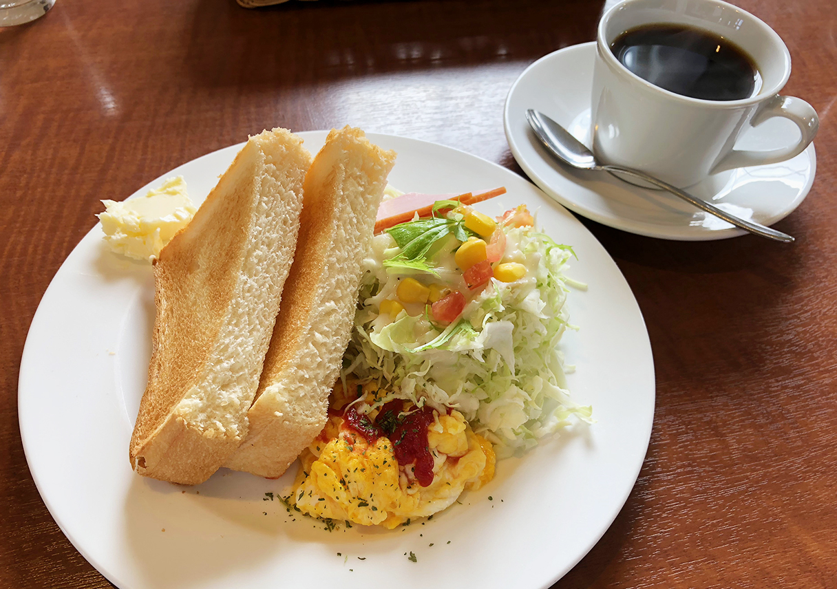 クロワッサンで大人気の「平野パン@洲本」で、モーニングセットを食べてきましたー😙