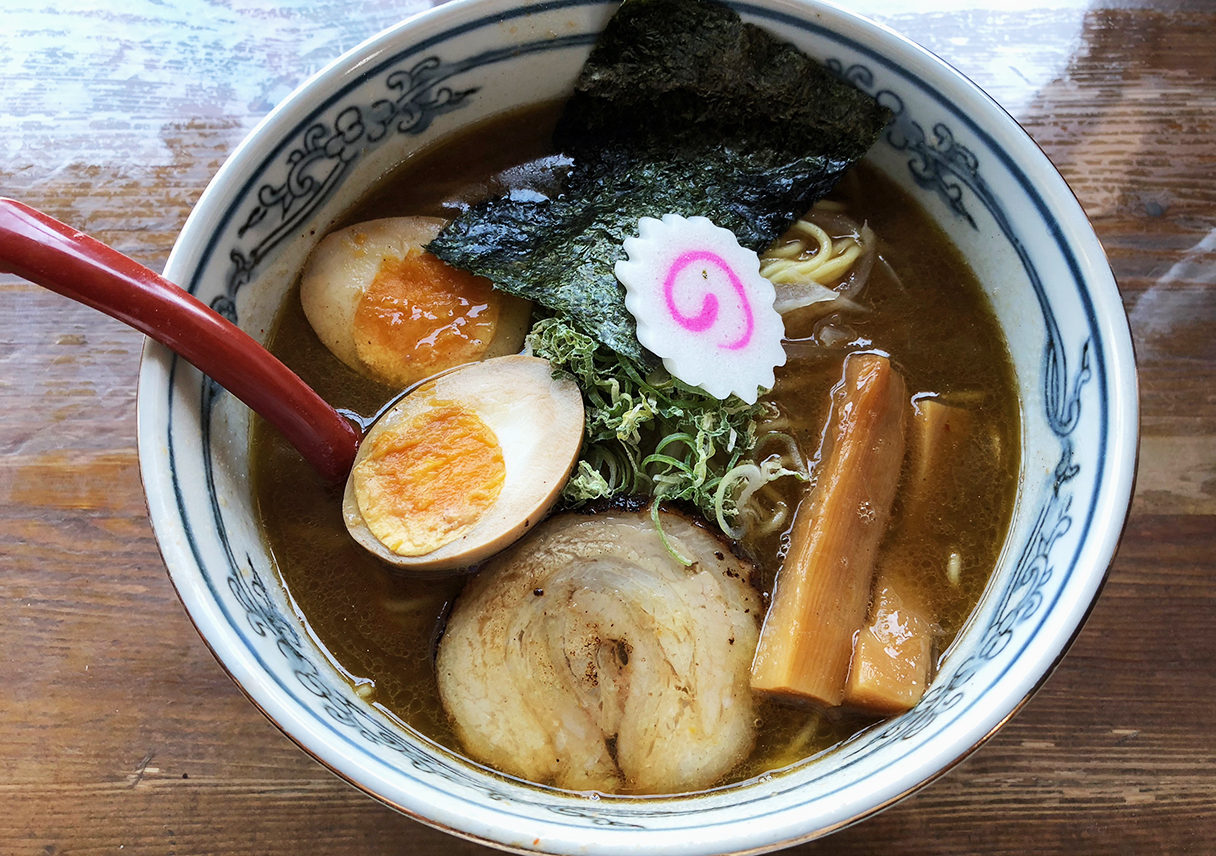 スープのとろみは全て野菜！「麺や六三六」は、身体に優しいラーメンだから安心の完封😋