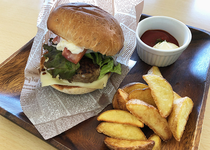 ビーチハウスポピ ハンバーガーセット