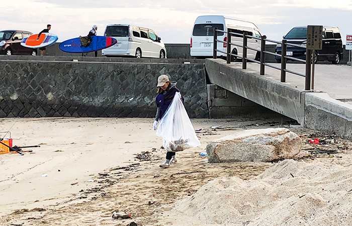 大浜海岸の清掃活動
