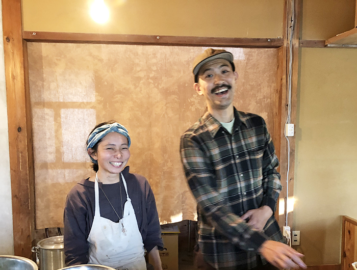 サインズ&キャンプ キッチン