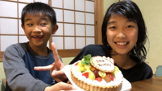 ケーキと子供たち