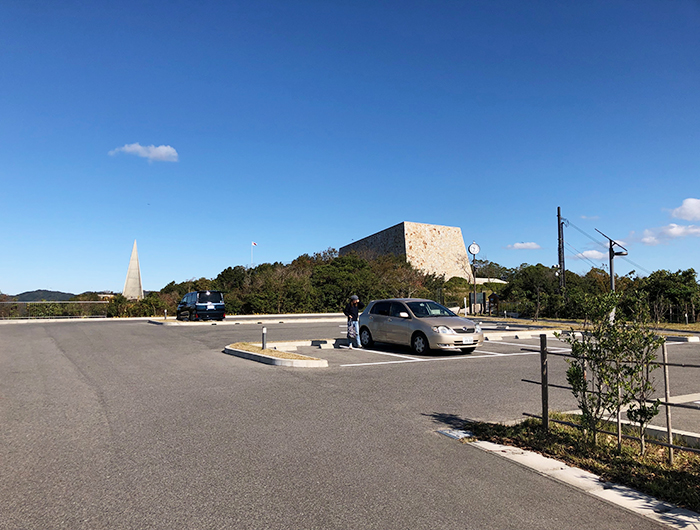 若人の広場公園の駐車場