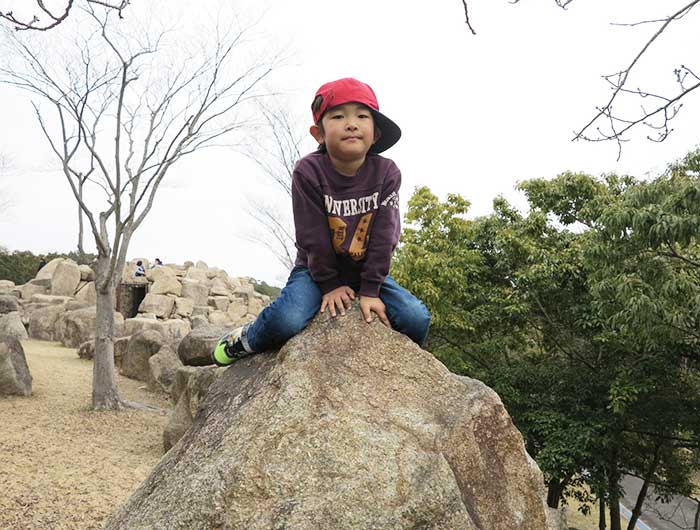 淡路島公園　岩のアスレチック