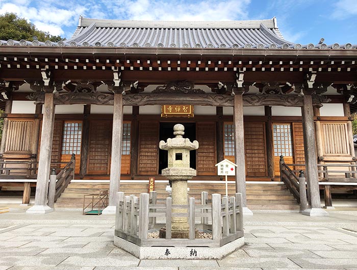 智禅寺の本堂