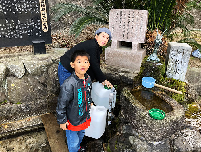 薬師庵の湧き水