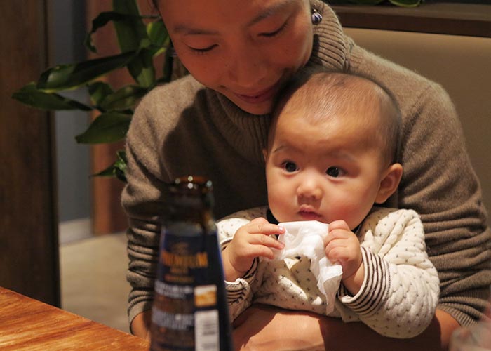 ダンメンでの食事風景