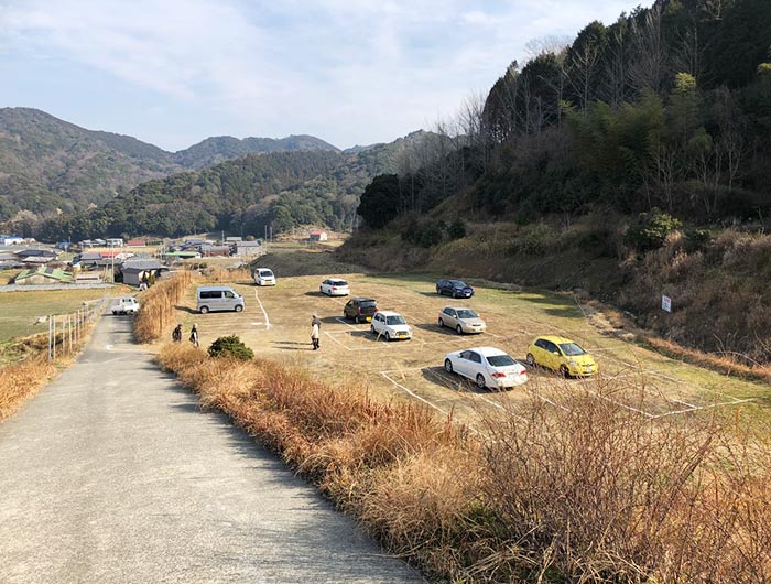 淡路島 八木のしだれ梅 村上邸 駐車場