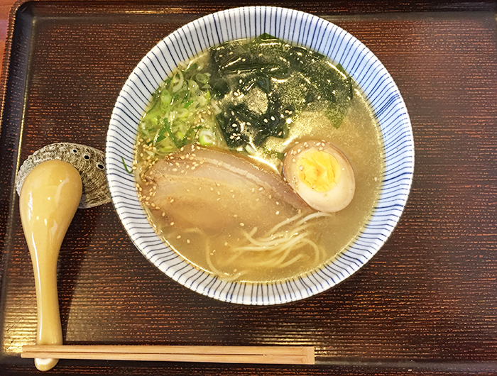 淡波家 淡路鶏塩ラーメン