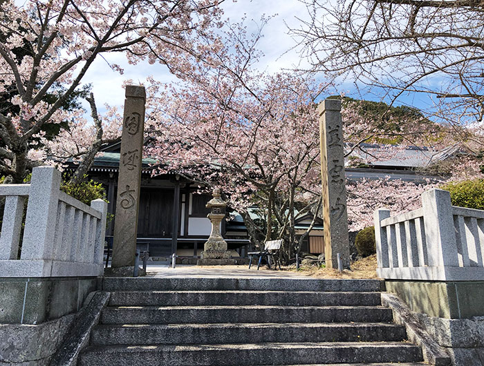 圓城寺の入り口