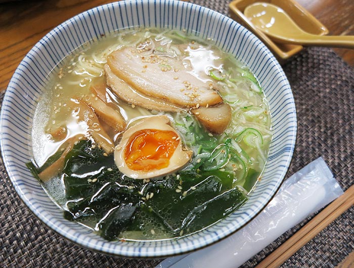 淡波家の塩ラーメン