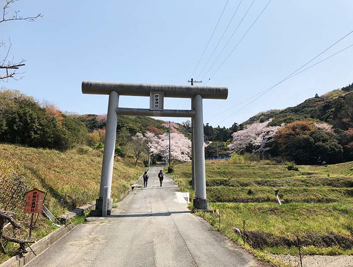 伊勢の森神社入り口