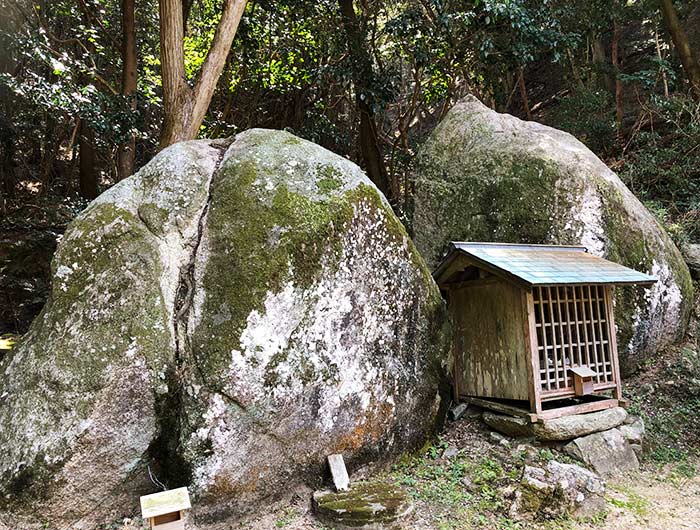 伊勢の森神社　夫婦岩