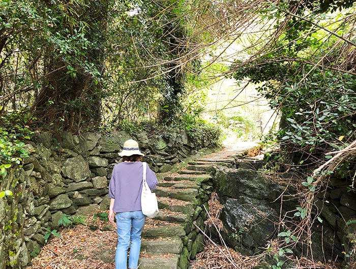 沼島 神体山