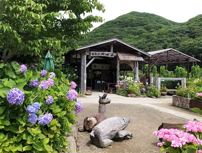 あわじ花山水 休憩所