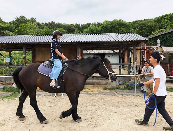 シェアホースアイランド 乗馬体験の様子