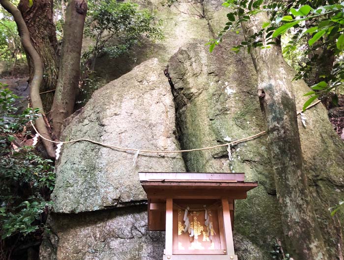 岩戸神社 雨岩戸