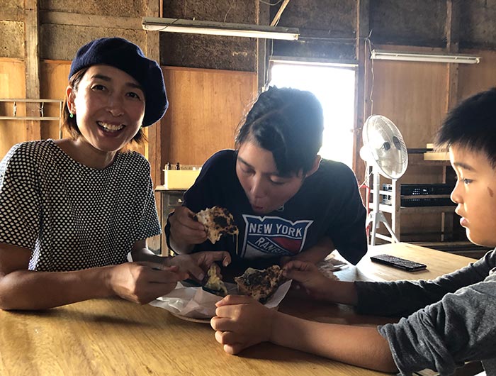 グリナリウム蔵でピザを食べる