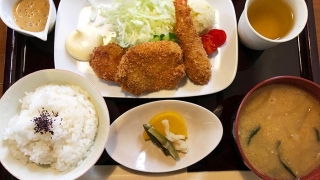 ミックスフライ定食