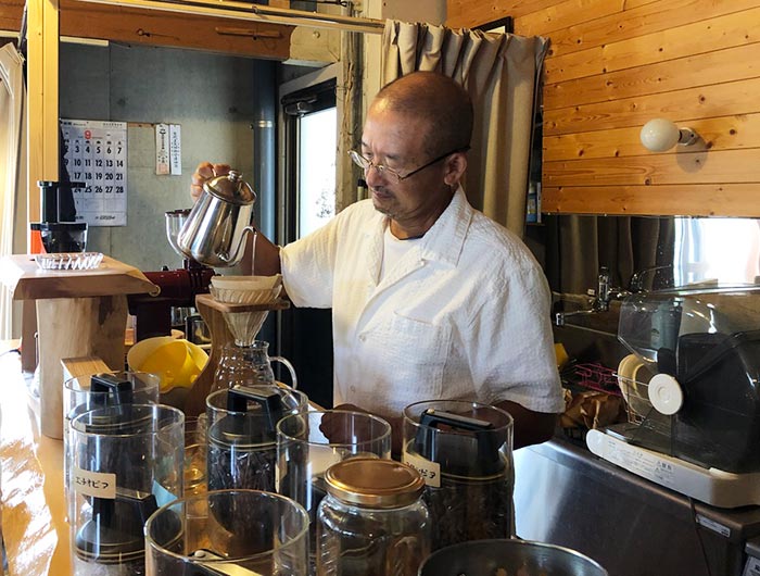 中野珈琲豆店のご主人