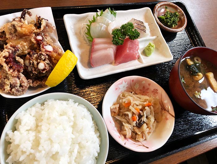 魚増（うおます）定食