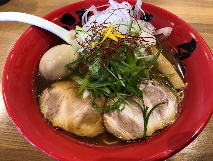 淡路牛骨ラーメン