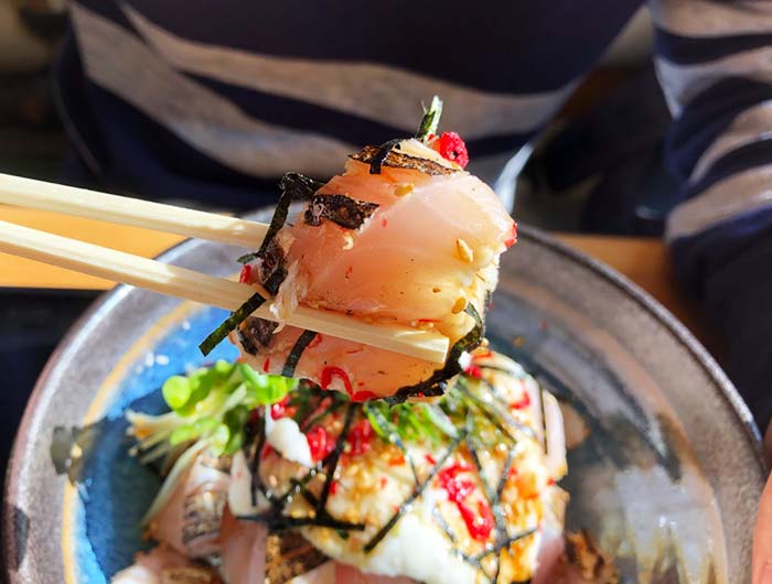 サワラ炙り山かけ丼