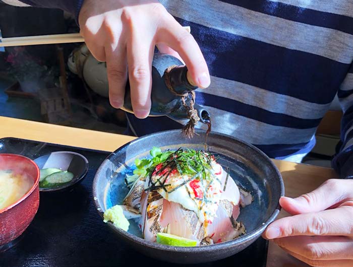 サワラ炙り山かけ丼