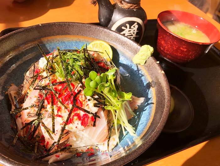 お多福のサワラ丼