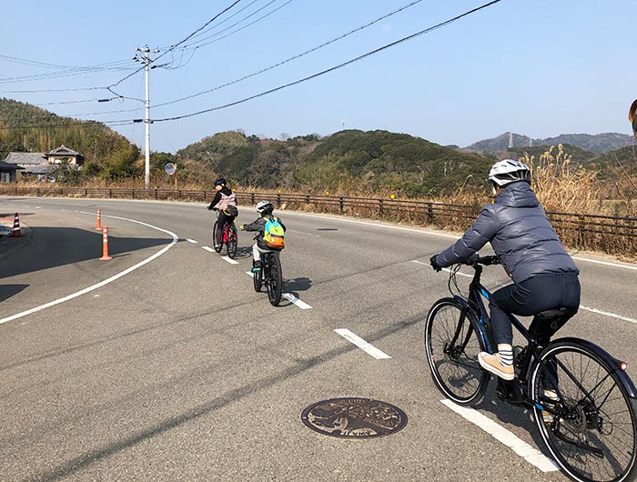 ロードバイクで里山のアップダウンをのぼる