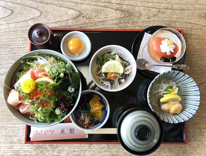 さくら咲く丼