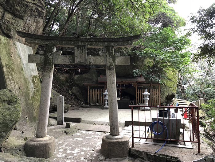 八王子神社