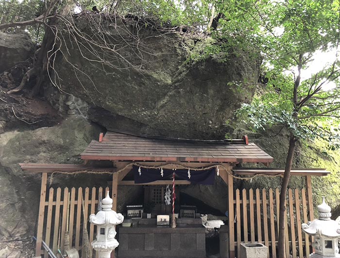 八王子神社