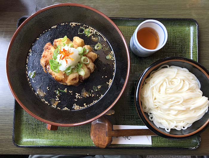 玉ねぎつけ麺 華