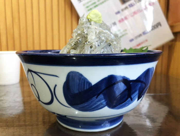 生しらすたっぷり丼