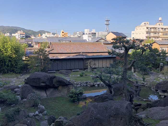 旧益習館庭園（きゅうえきしゅうかんていえん）