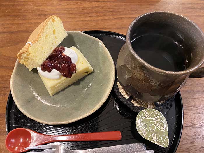 台湾カステラとコーヒー