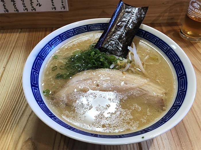 彩翔（いろと）のとんこつラーメン