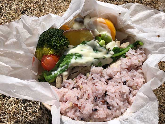 ハーブ蒸し鶏のお弁当