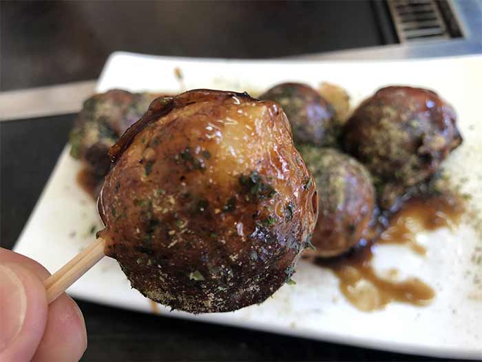 淡路島・新ちゃんで、たこ焼き休憩♫250円〜って、良心価格すぎ😁テイクアウトもOKですよ❗️