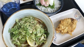 淡家三原店でランチ