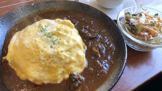 オムカレー