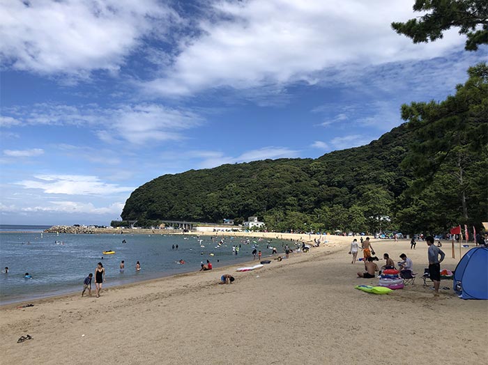 休日の大浜海岸