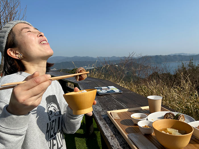 絶景の中で食べるランチ