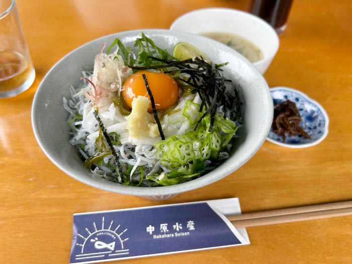 釜揚げしらす丼